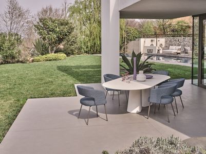 Outdoor Sessel 356 & Tisch Pillar von Ditreitalia